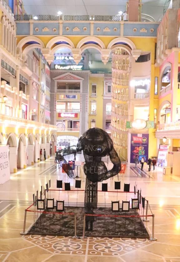 Installation, Grand Venice Mall, panel 2